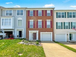 Building Photo - 15716 Palermo Terrace