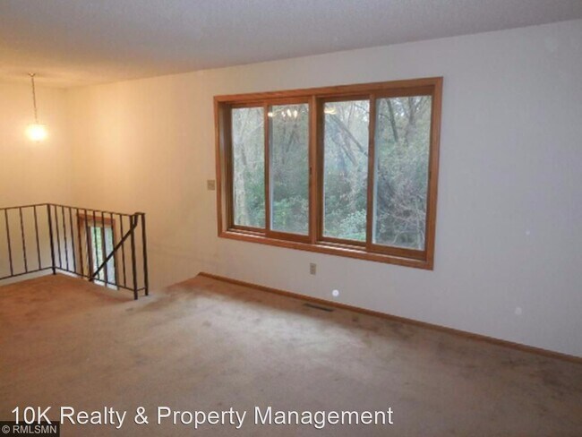 Building Photo - 2 br, 1 bath House - 10618 Hummingbird St NW