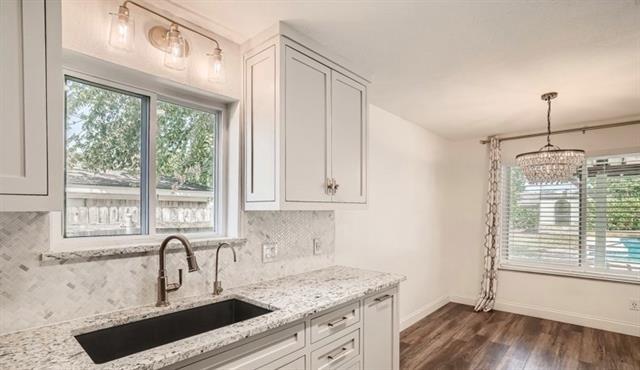 Foto del edificio - 7549 David Dr