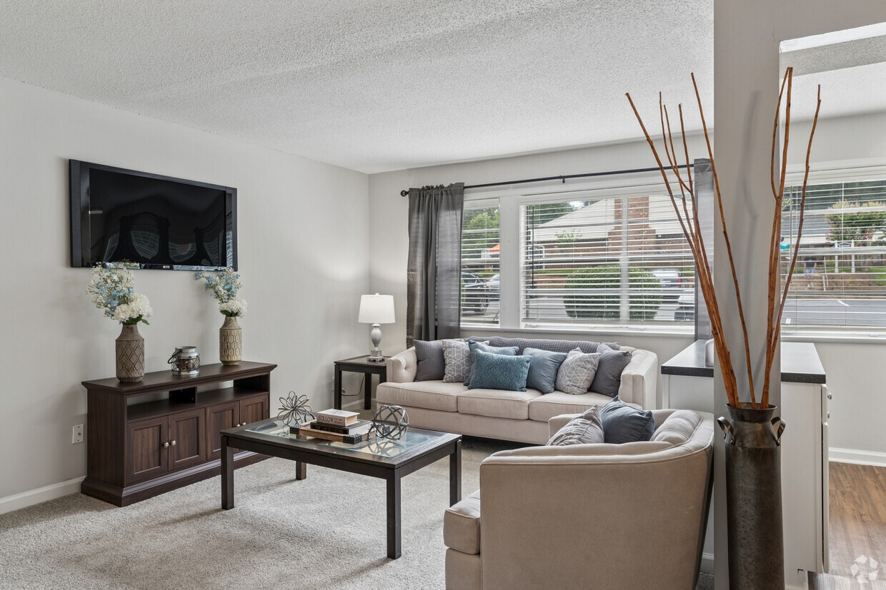 Interior Photo - Royal Park - Students save up to 10%!