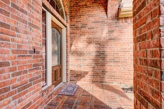 Building Photo - 21903 Hannover Ridge Dr