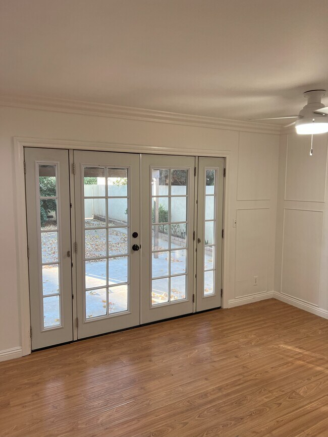 Living w French Door - 7323 Shoup Ave