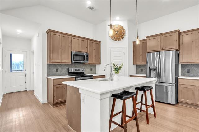 Foto del edificio - 3940 Rochelle Ln