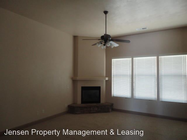Building Photo - 4 br, 2 bath House - 377 West Harvest Lane