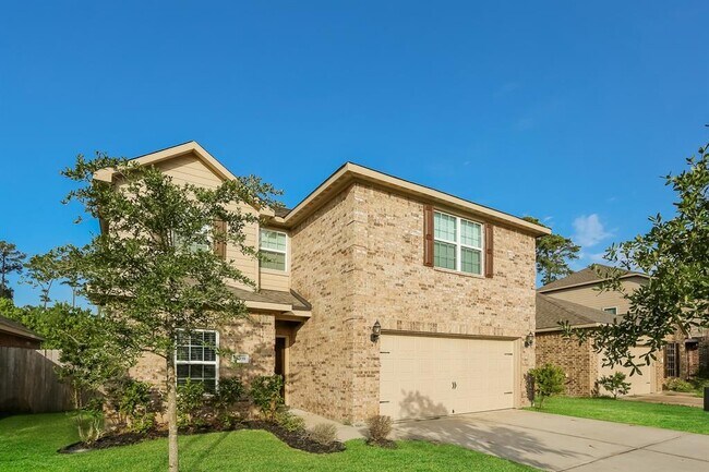 Building Photo - 15939 Newport Pl