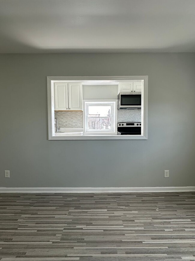 Interior Photo - Somerset Apartments
