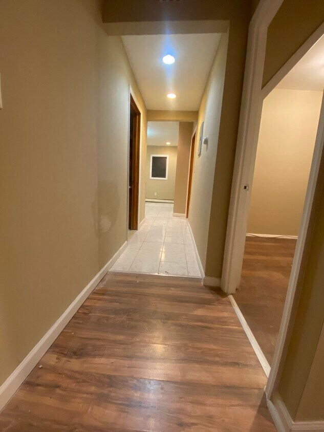 Foto principal - 389 Amherst St