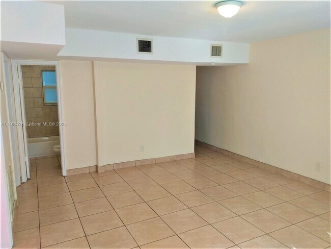 Foto del edificio - 1101 8th St