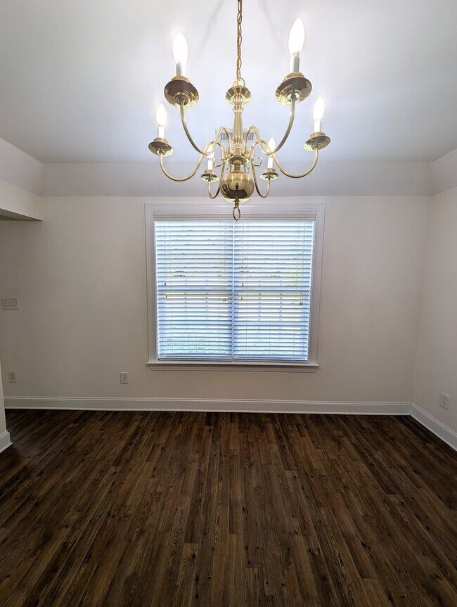 Building Photo - 2409 Trace Creek Dr