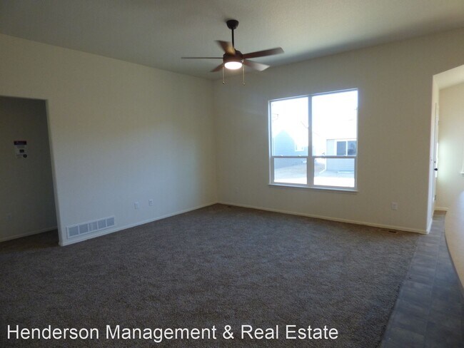 Building Photo - 3 br, 2 bath House - 729 Elk Mountain Drive