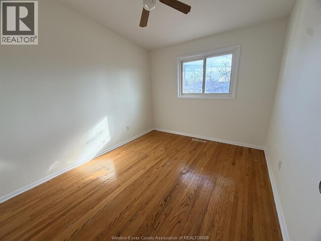 Building Photo - 1730 Columbia Ct