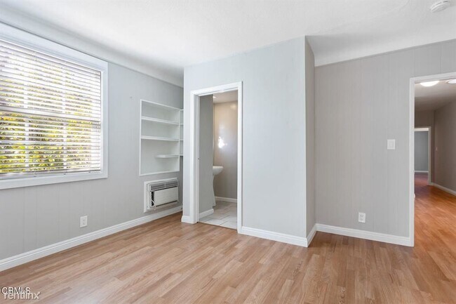Foto del edificio - 4 br, 1.5 bath House - 2680 Lorain Rd