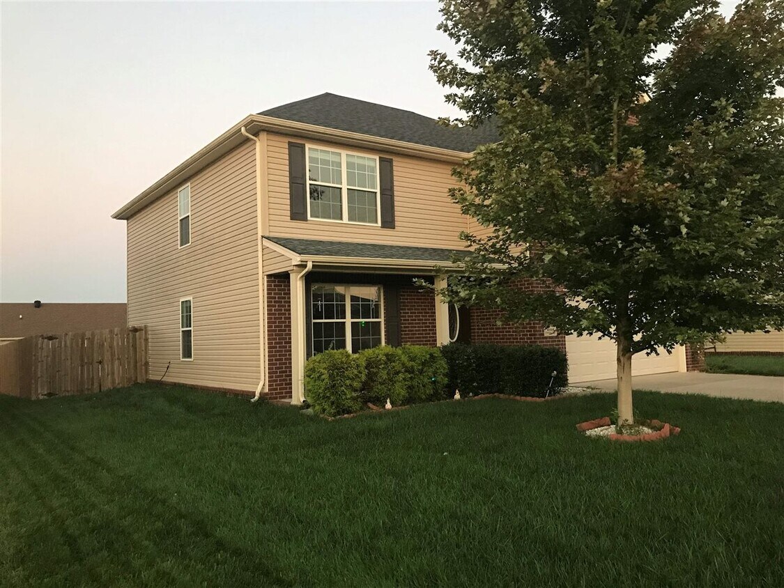 Foto del edificio - 1098 Chicory Way