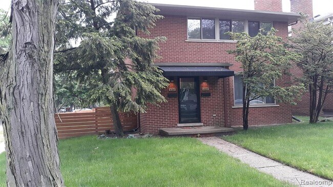 Foto del edificio - 422 Catalpa Dr