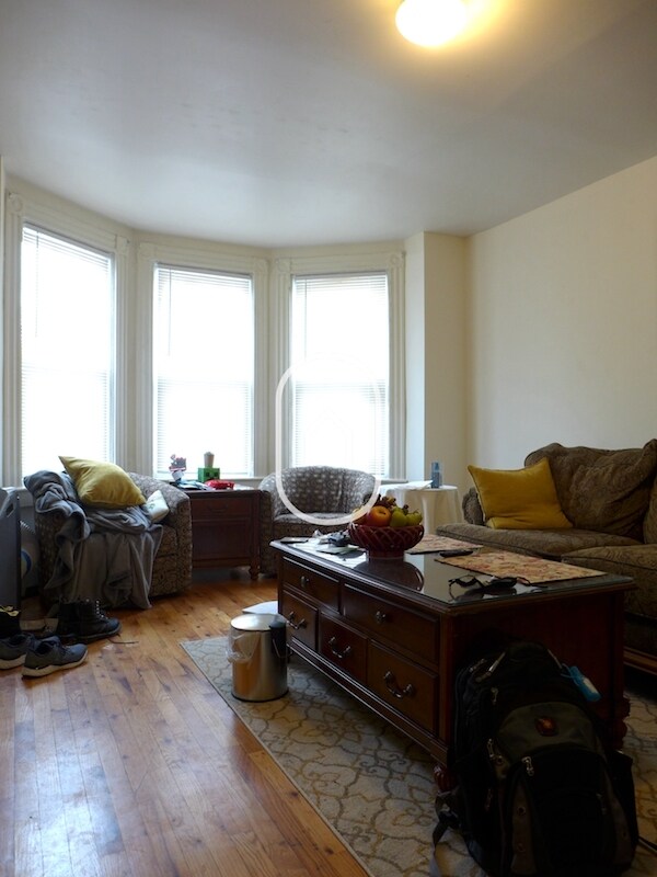 Building Photo - 3 Wigglesworth St