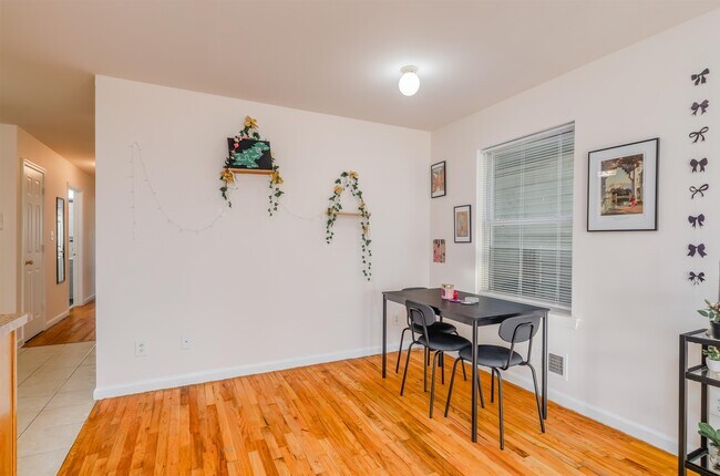 Foto del edificio - 225 Belvidere Ave