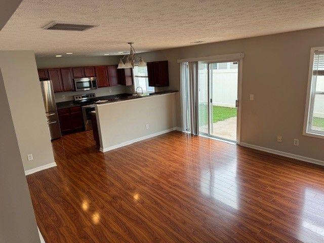 Building Photo - 3698 Roseman Landing