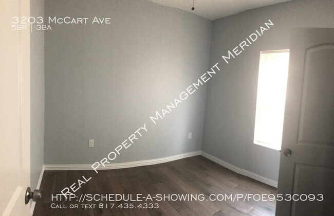 Building Photo - 3203 McCart Ave