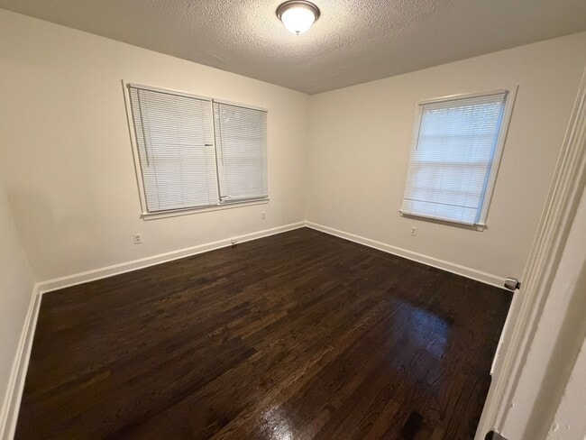 Building Photo - 2368 Jernigan Pl SE