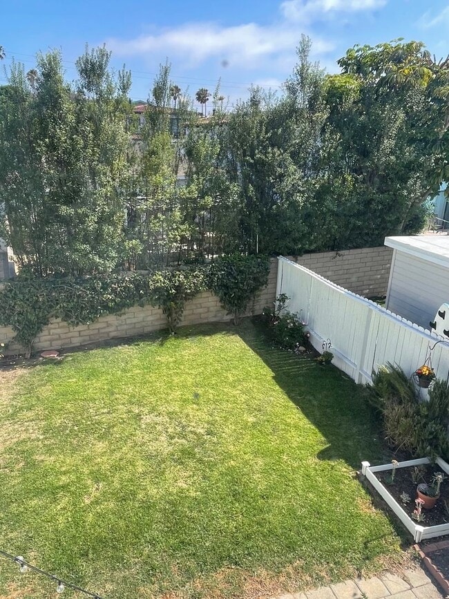 Building Photo - Gorgeous Hermosa Hills home with spacious ...
