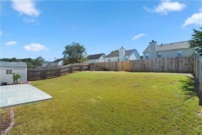 Foto del edificio - 790 Clairidge Ln SW