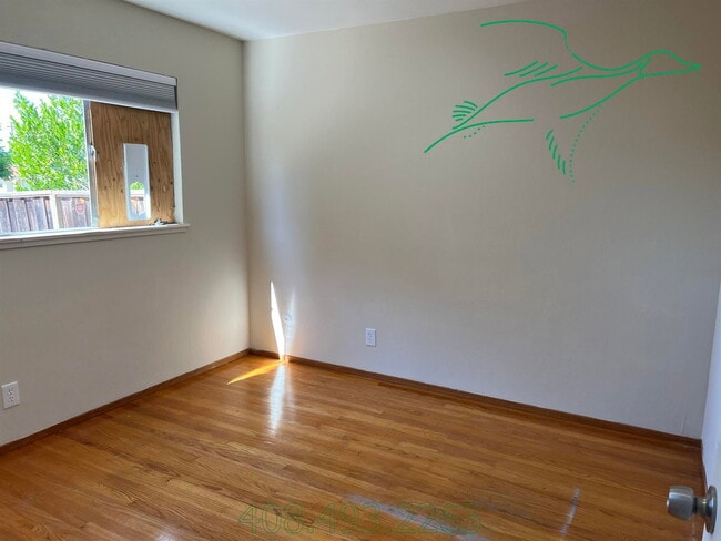 Building Photo - 7941 Woodlark Way