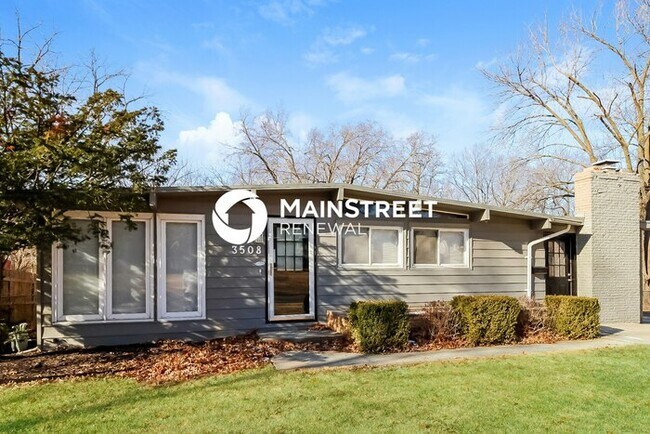 Building Photo - 3 Bedroom Pet-Friendly Home in INDEPENDENCE, MO with Main Street Renewal