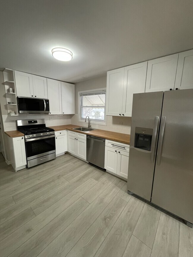 Foto del edificio - 7202 W Crain St