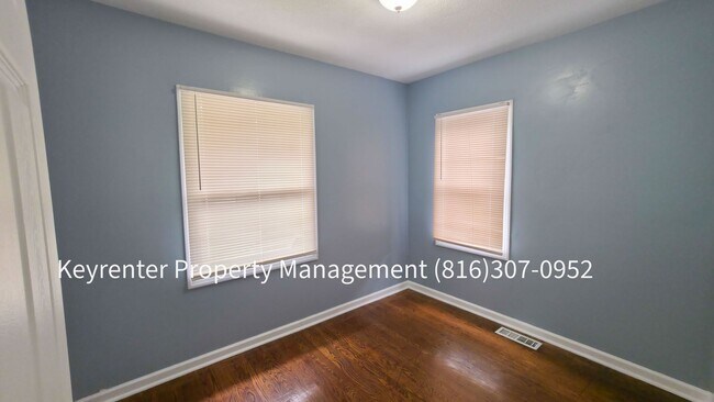 Foto del edificio - 2 Bed 1 Bath ready to rent!