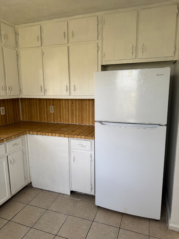 Foto del edificio - 3953 McClure Dr