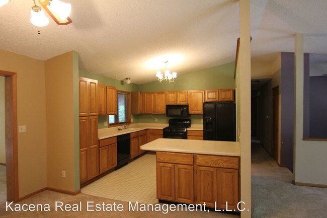 Building Photo - 3 br, 2.5 bath House - 3409 Rohret Rd