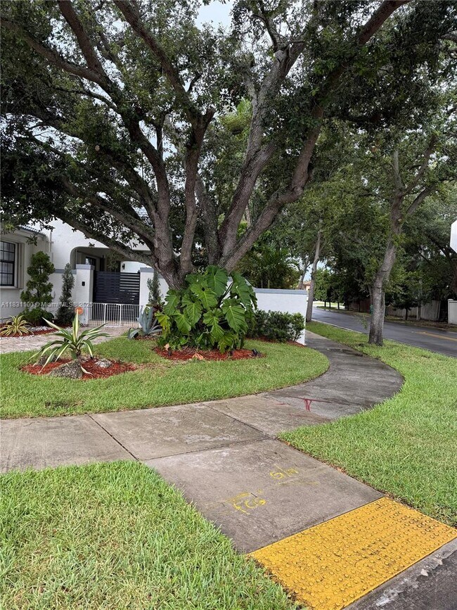 Building Photo - 15158 NW 89th Ave