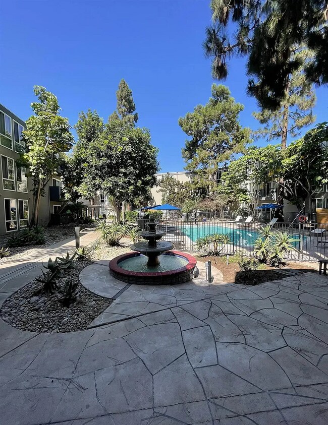 Foto del edificio - 4860 Rolando Ct