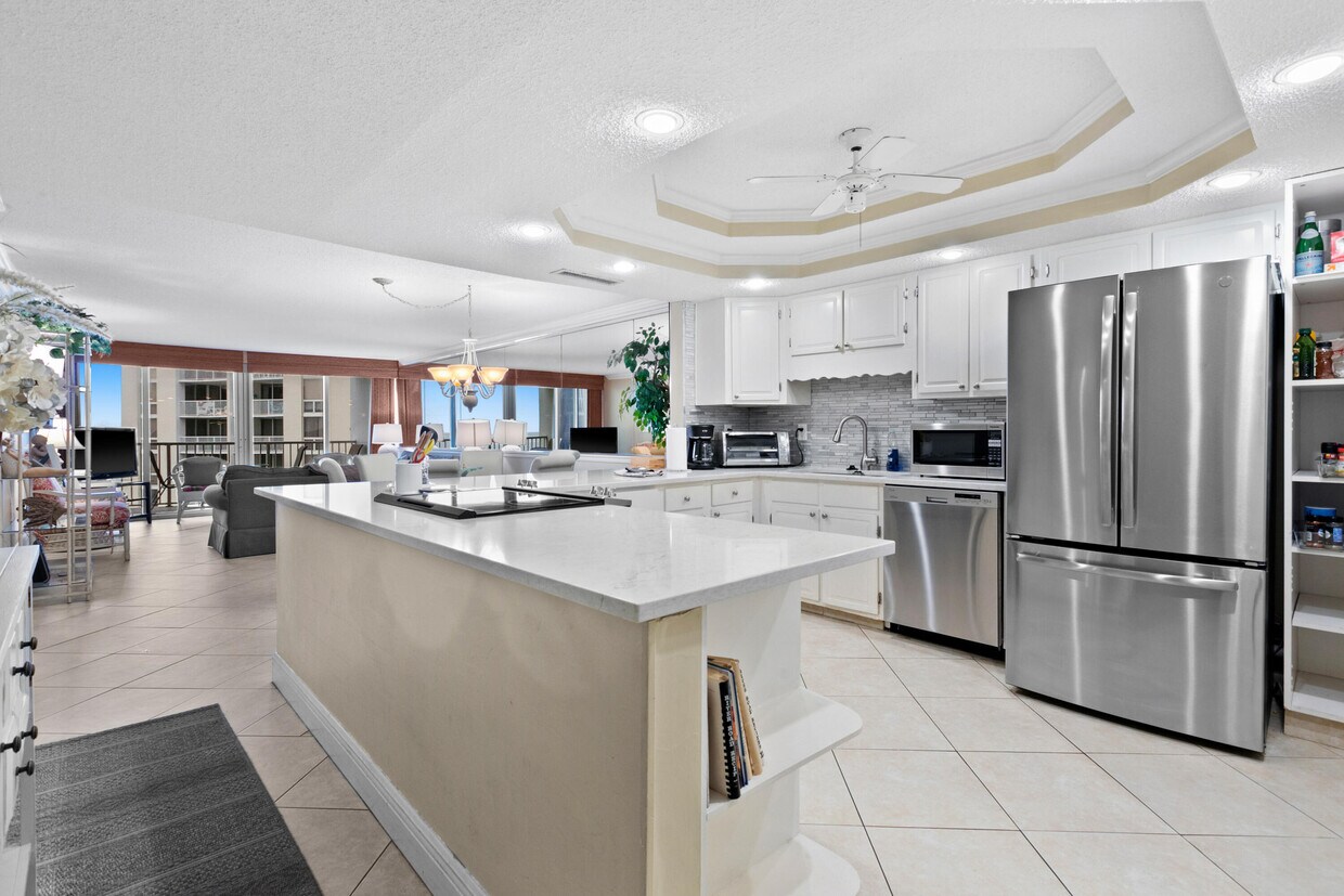 Foto principal - 900 Gulf Shore Dr