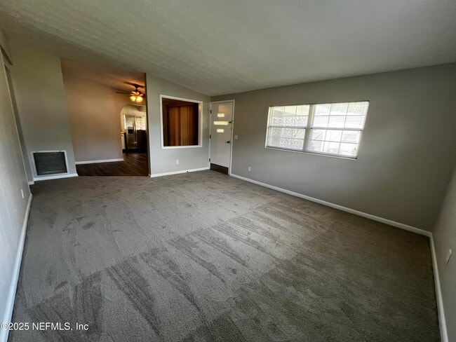 Building Photo - 11505 Inez Dr