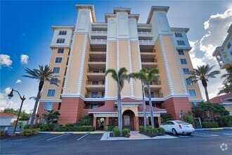 Building Photo - 147 Tampa Ave E