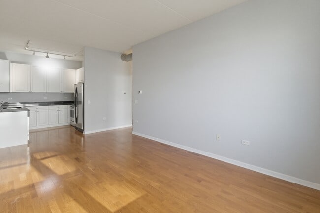 Foto del edificio - 873 N Larrabee St