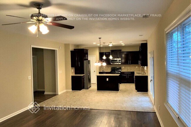 Foto del edificio - 7284 Madison Cir