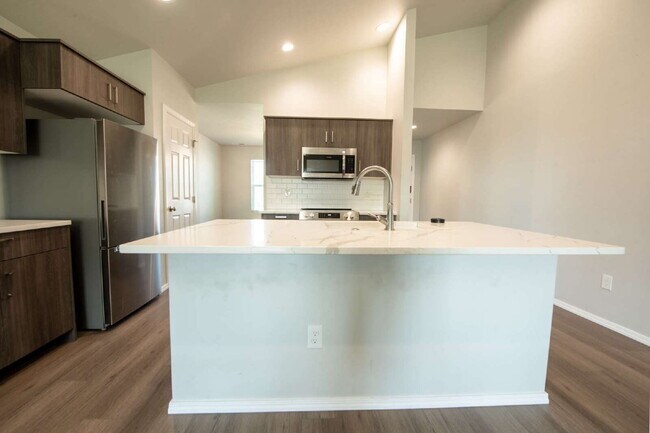 Building Photo - New North Nampa Home for Rent