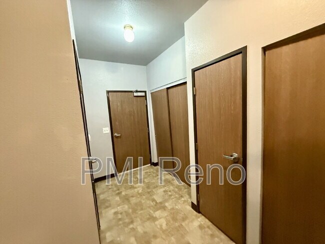 Foto del edificio - 1600 I St