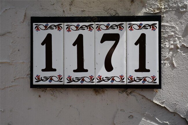 Foto del edificio - 1171 Calle Del Rey