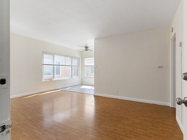 Foto del interior - 731-745 Orange Avenue