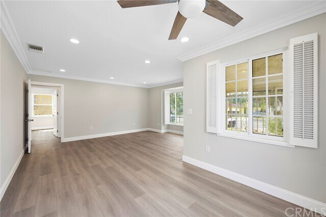 Foto del edificio - 2140 N Eastern Ave