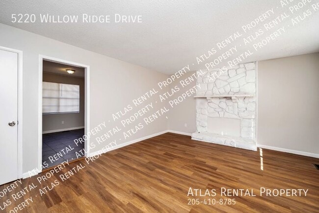 Building Photo - 5220 Willow Ridge Drive Pinson, AL 35126