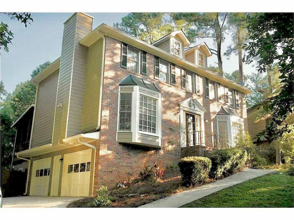 Foto principal - 4636 Breakwater Way NE