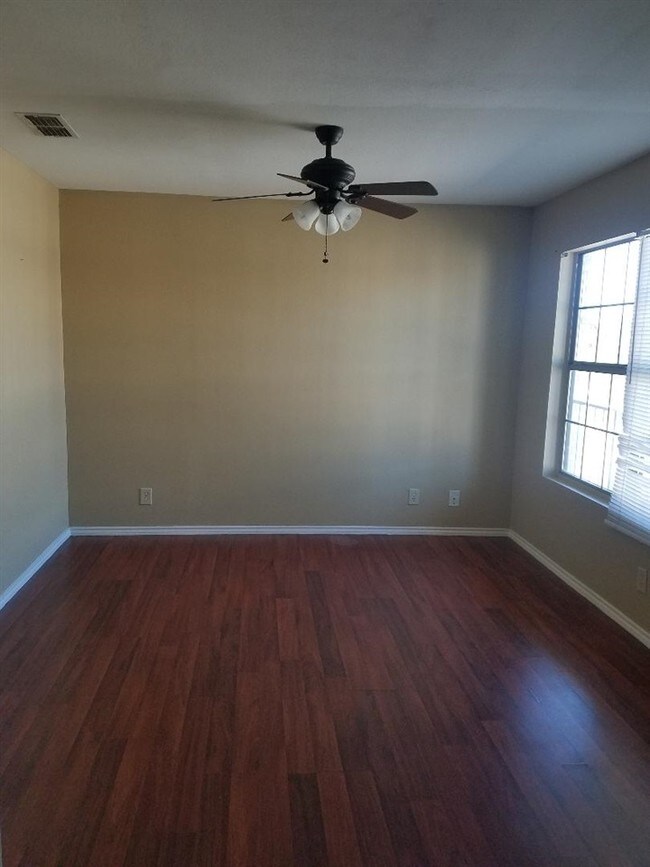 Foto del edificio - 606 Gale St