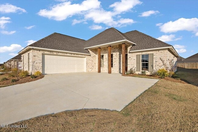 Building Photo - 464 Aurora Cir