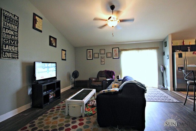 Foto del edificio - 3112 Edelstein Dr