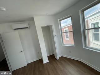 Building Photo - 118 Cherry St