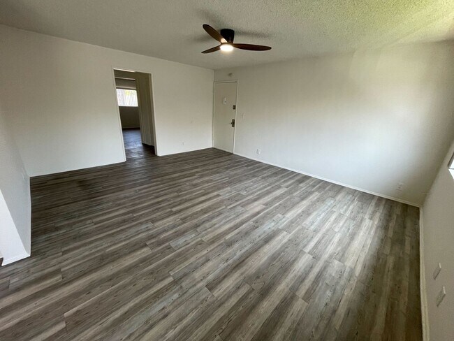 Building Photo - Springfield Apartments - 1360